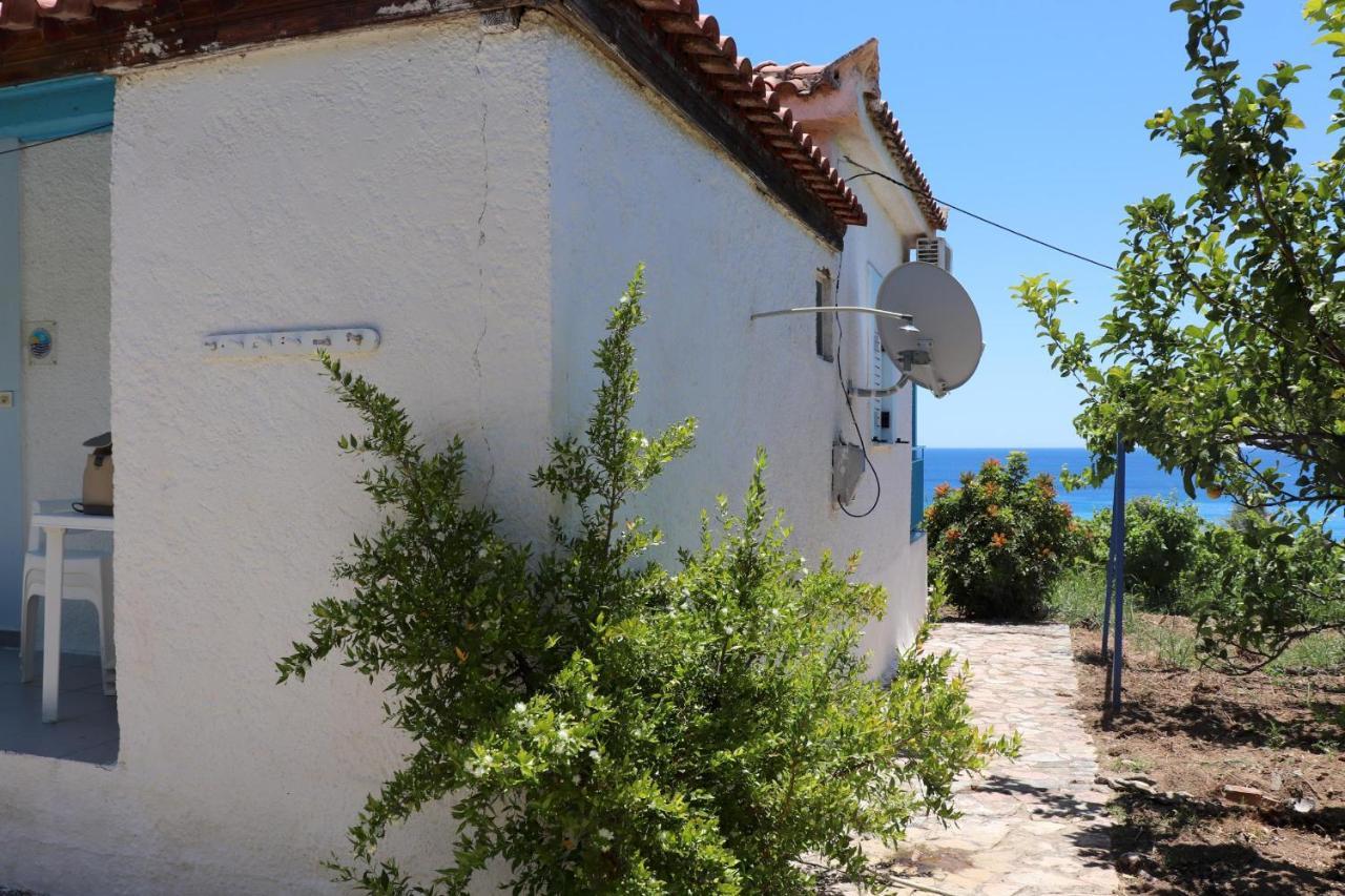 Bizos Beach Villa Koroni  Exterior photo